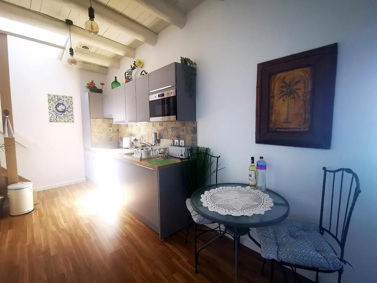 Apartamentos Amêndoa ou Limão, Vida à Portuguesa Portimão
