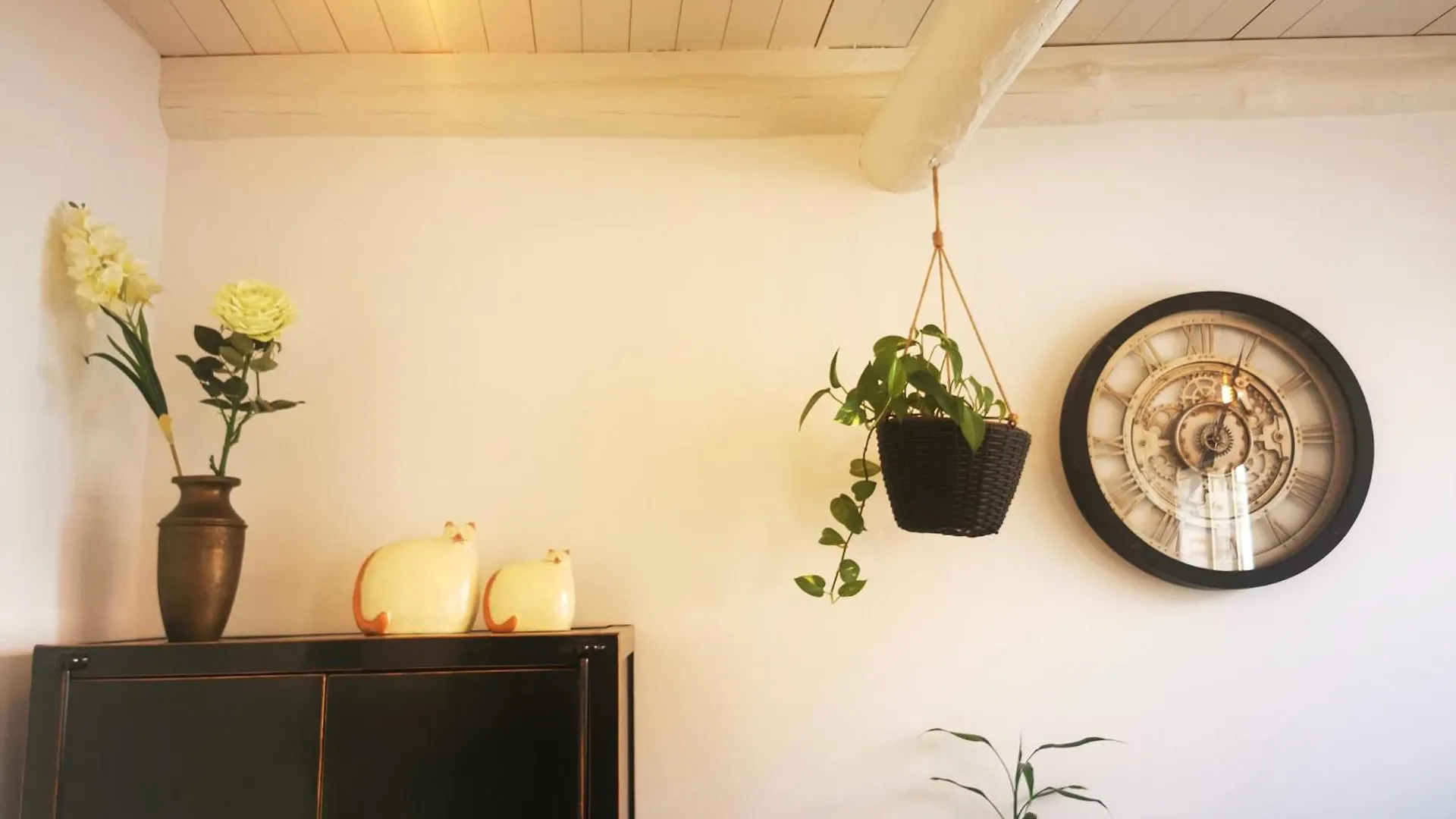 Vida A Portuguesa: Charming Portuguese-Style Apartment Portimao Portugal
